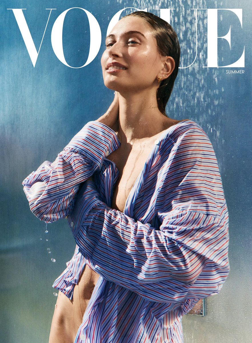 Poo_Crave's tweet image. Hailey Beiber talks her passion for sea life conservation in Vogues summer issue:
"I'm a huge supporter of Aquariums. Growing up here the ocean has always been a huge part of my life.
I even stop by the Aquarium of the Pacific (LA) to see one of my favourite creatures, the…