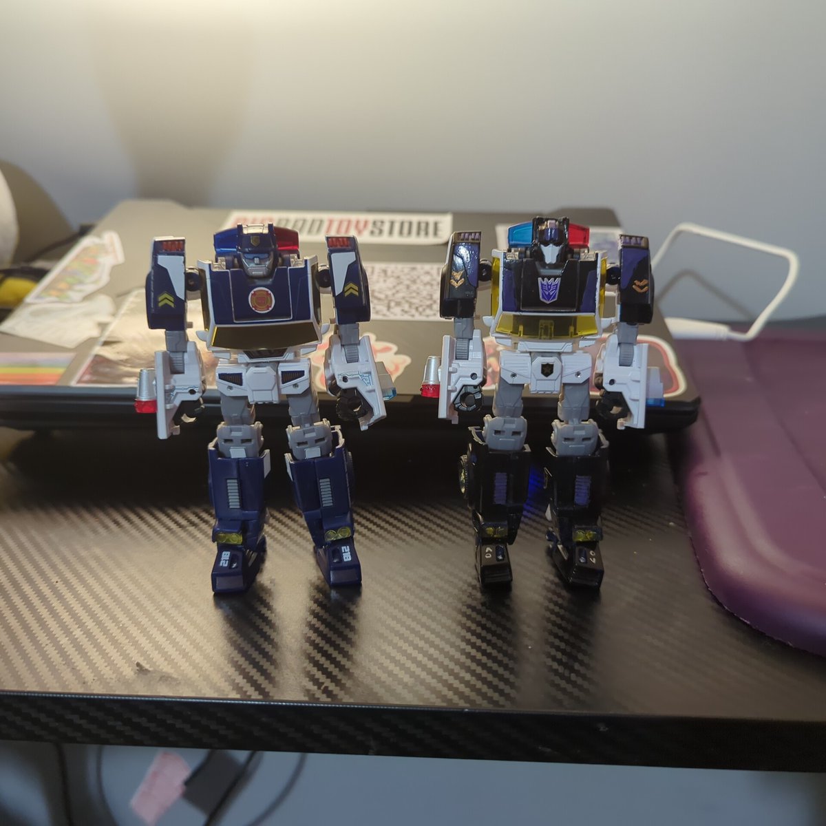 Queen Elizardbeth (comms open) tweet media