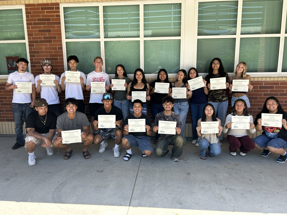 El Capitan Sports Medicine (@echsmedtech) on Twitter photo ECHS Adv. Sports Medicine students; National Academy of Sports Medicine- Certified Personal Trainer Certificates. <a href="/MercedUHSD/">MercedUHSD</a> <a href="/GauchoGossman/">TG</a> <a href="/ecgauchos/">El Capitan HS 🤠</a> ECHS Adv. Sports Medicine students; National Academy of Sports Medicine- Certified Personal Trainer Certificates. <a href="/MercedUHSD/">MercedUHSD</a> <a href="/GauchoGossman/">TG</a> <a href="/ecgauchos/">El Capitan HS 🤠</a>