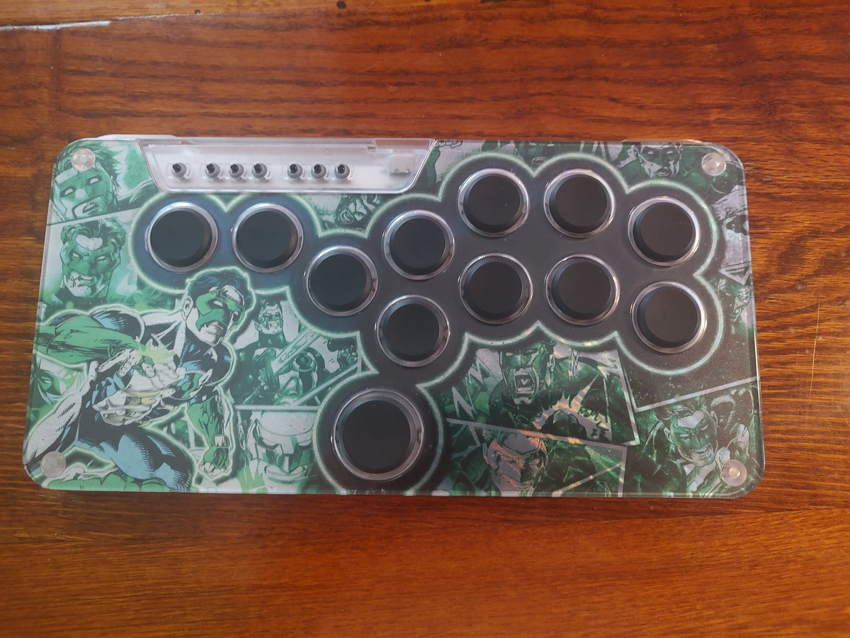 Shoutout <a href="/TheArcadeStick/">The Arcade Stick</a> can now play with some willpower thanks to Felipe Fernandez 🔥