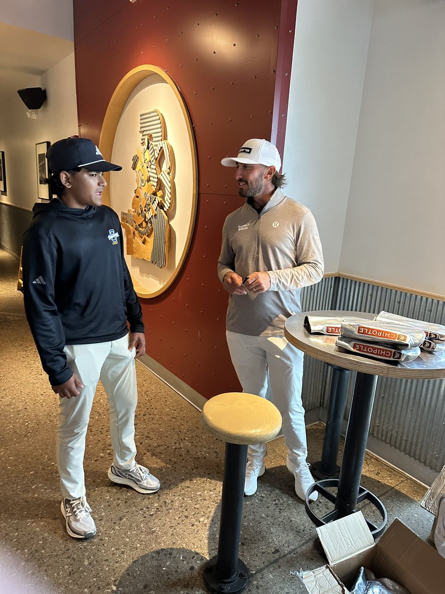 TangyBravesGolf's tweet photo. Thanks to @Maxhoma and @ChipotleTweets for a great experience today. The players absolutely love it! The new head covers are amazing! #GoBraves #GoHoma https://t.co/xDxSRYOZFj