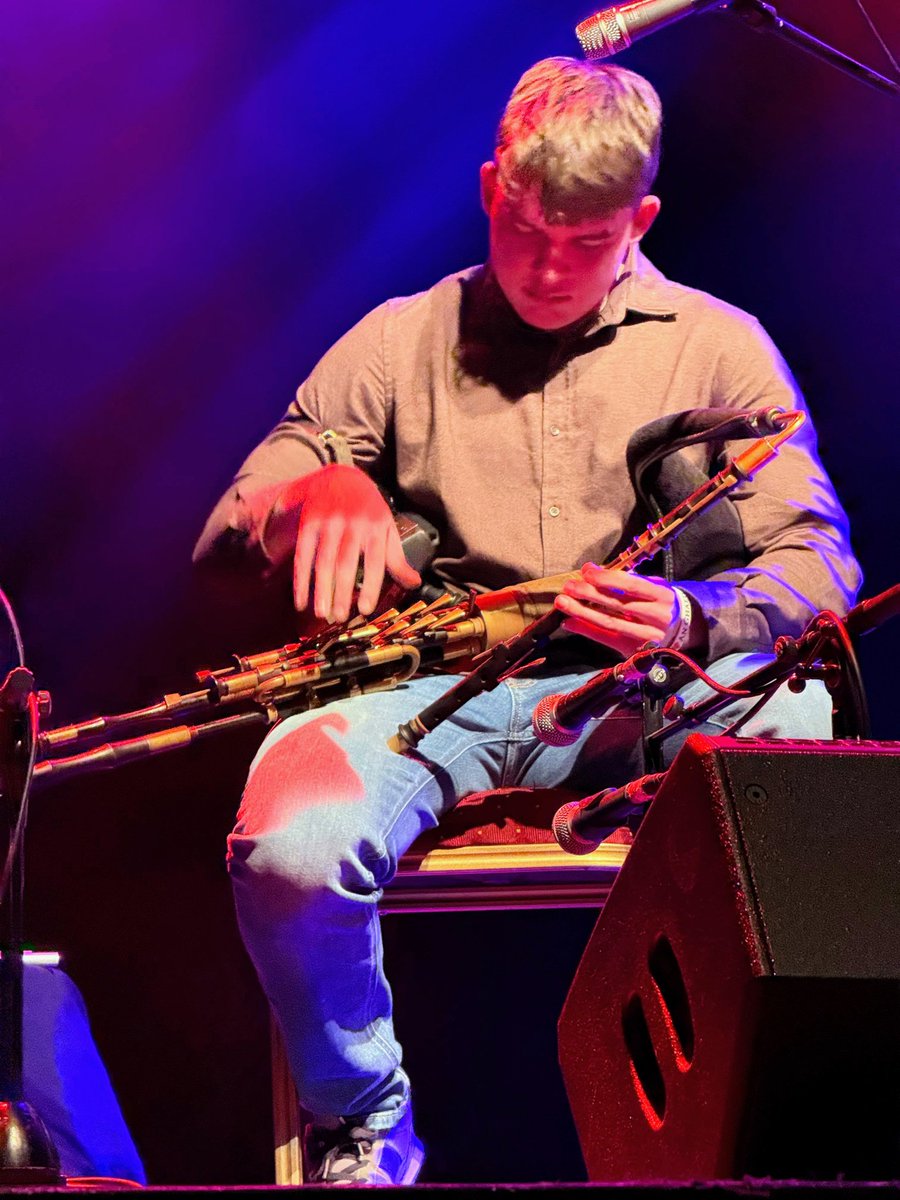 Music of Mayo (@musicofmayo) on Twitter photo An Club Ceoil <a href="/LinenhallMayo/">Linenhall Arts Centre</a> with Music of Mayo and @emermayock.This Friday, May 30th, 4-5pm we are so excited to welcome the brilliant young uilleann piper Muiris Ó Clochartaigh. A great opportunity to hear the pipes. Play music, explore Mayo tunes, make friends, use your Irish! An Club Ceoil <a href="/LinenhallMayo/">Linenhall Arts Centre</a> with Music of Mayo and @emermayock.This Friday, May 30th, 4-5pm we are so excited to welcome the brilliant young uilleann piper Muiris Ó Clochartaigh. A great opportunity to hear the pipes. Play music, explore Mayo tunes, make friends, use your Irish!