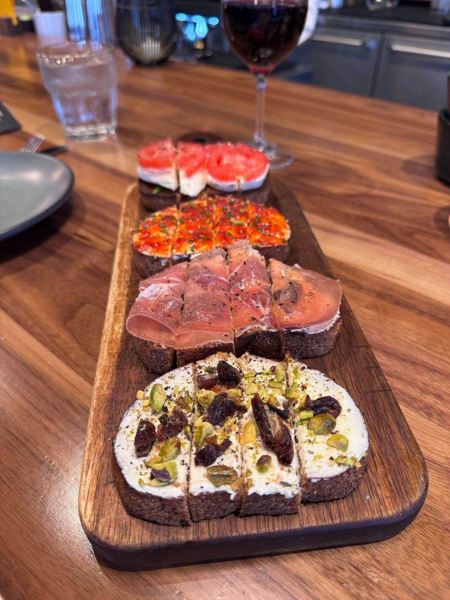 Savor Nashville's culinary scene creators.yahoo.com/lifestyle/stor…