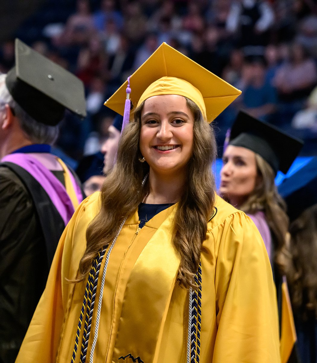 WVUDentalSchool's tweet photo. It’s been two weeks since Commencement, and we can’t stop looking at the pics of our grads 🥹

Check out more at https://t.co/9j6F34sBpk; and view your photos from the stage at https://t.co/cbI0XM9NgD 📷 https://t.co/vn0i4TU7Kz