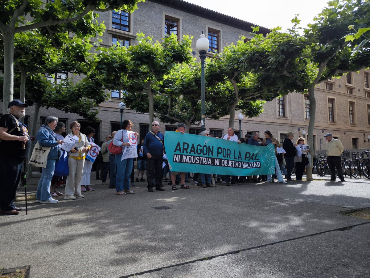 Stop Hub Militar en Aragón tweet media