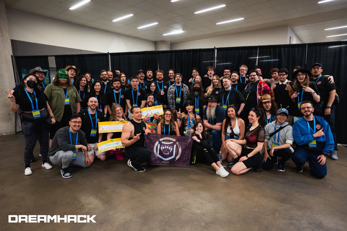 what a great weekend, thanks <a href="/DreamHack/">DreamHack</a> and all the #onlyfangs homies &lt;3 Cya in season 3