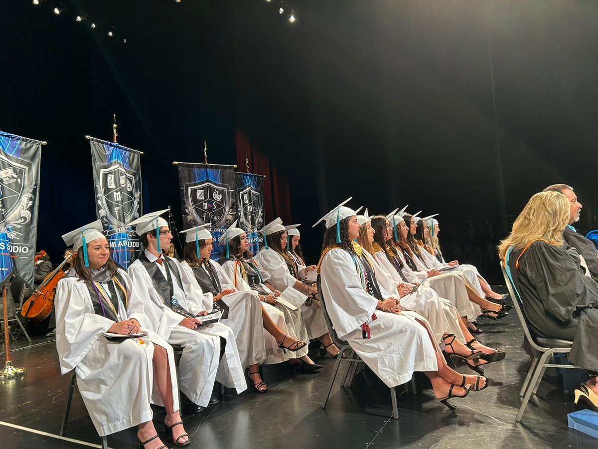 Jose L. Dotres, Ed.D. (@suptdotres) on Twitter photo To the creative #Classof2025 at <a href="/MASzeldaglazer/">MiamiArtsStudio 6-12</a> – Congratulations! May the excitement and fulfillment of this day stay with you as you begin your next chapter. Wishing you all the best! #MDCPSGrad #Alumni305 #YourBestChoiceMDCPS To the creative #Classof2025 at <a href="/MASzeldaglazer/">MiamiArtsStudio 6-12</a> – Congratulations! May the excitement and fulfillment of this day stay with you as you begin your next chapter. Wishing you all the best! #MDCPSGrad #Alumni305 #YourBestChoiceMDCPS