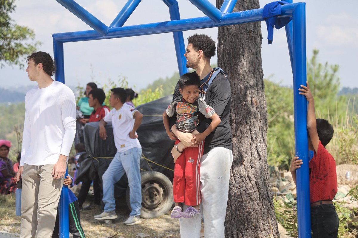 American U. Men's Basketball (@au_mbasketball) on Twitter photo What an incredible experience for Gibraltar Coleman and Wyatt Nausadis in Guatemala. 🇬🇹
These two were part of the recent Eagles in Service trip with <a href="/CourtsForKids/">Courts for Kids</a>, and they helped build so much more than a sport court. Look at those smiles!
💙💙💙 What an incredible experience for Gibraltar Coleman and Wyatt Nausadis in Guatemala. 🇬🇹
These two were part of the recent Eagles in Service trip with <a href="/CourtsForKids/">Courts for Kids</a>, and they helped build so much more than a sport court. Look at those smiles!
💙💙💙