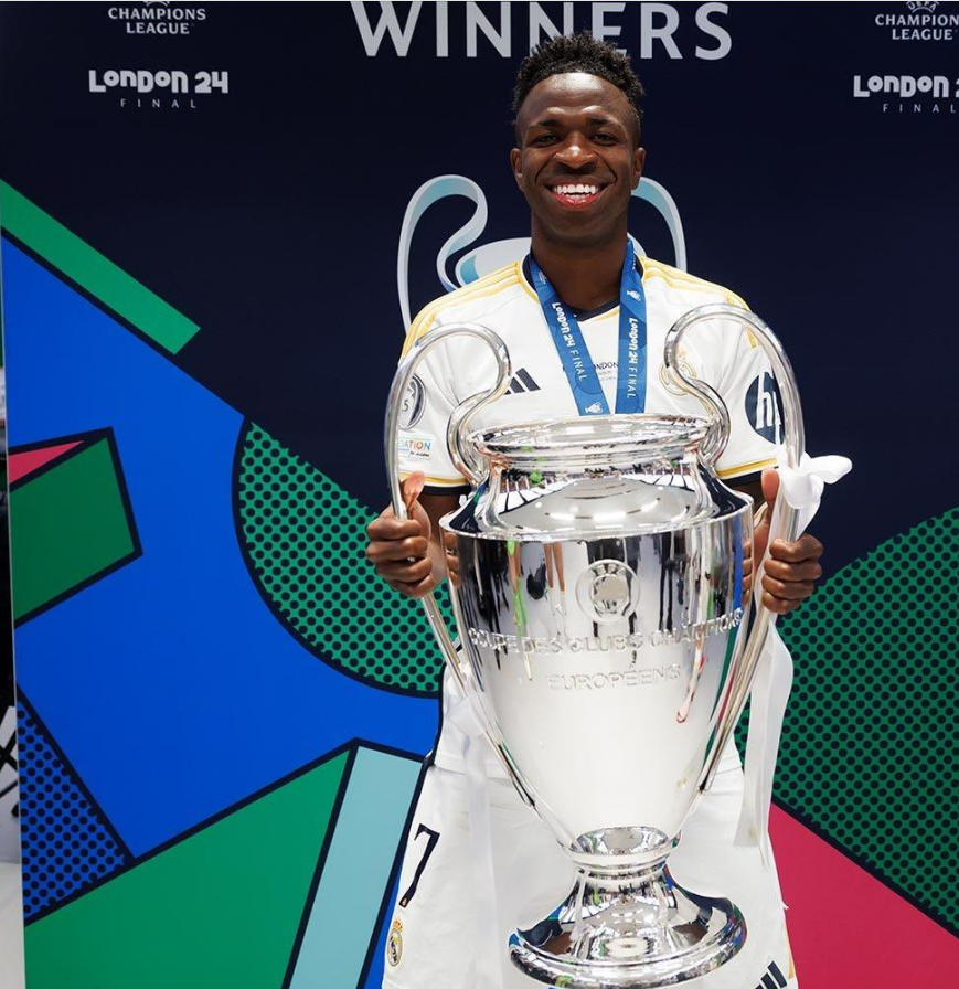 DonShelby__'s tweet photo. @statmusefc Lamine Yamal:  39 goal contributions in 4,553 minutes, a goal contribution every 117 minutes.

Vinicius: 33 goal contributions in 3,084 minutes, a goal contribution ever 93 minutes.

Now show me Yamal's photo lifting the most important trophy in Europe. https://t.co/RcrNH4Am4j