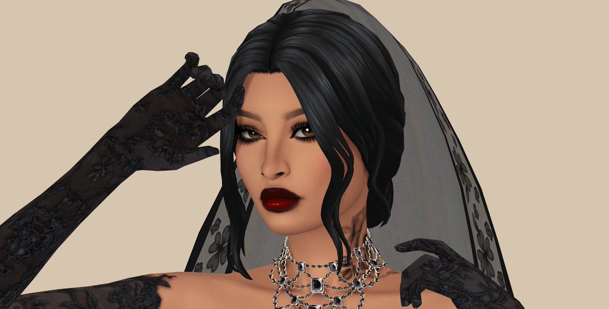 PyneSul's tweet photo. Bella Goth 🥀 
I did a bridal look because why not? And I did an everyday look. #tmcweek1 https://t.co/zqcF5mTVpm