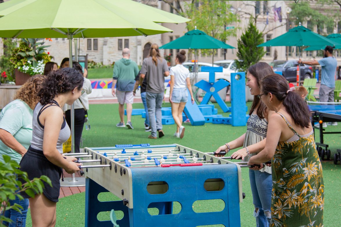 IndyDT's tweet image. It&apos;s official! ☀️ &apos;SPARK on the Circle&apos; returns this Saturday, May 31!

Join us on the northwest quad for features such as turf, real plants, large umbrellas, seating, and vending services, as well as free weekly programming.

@IndyDT @bigcar @IndyDMD @indwarmemorials
