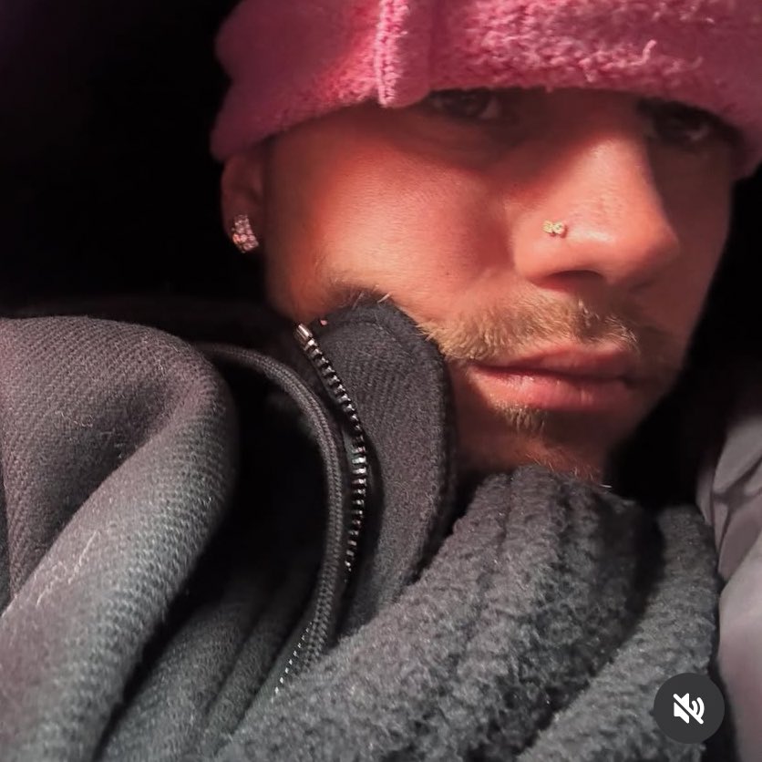 drewlegend_'s tweet photo. te amo justin por siempre justin por siempre, por siempre mi alma esta conectada a la tuya para toda la eternidad por siempre https://t.co/dL7UW8KDIQ