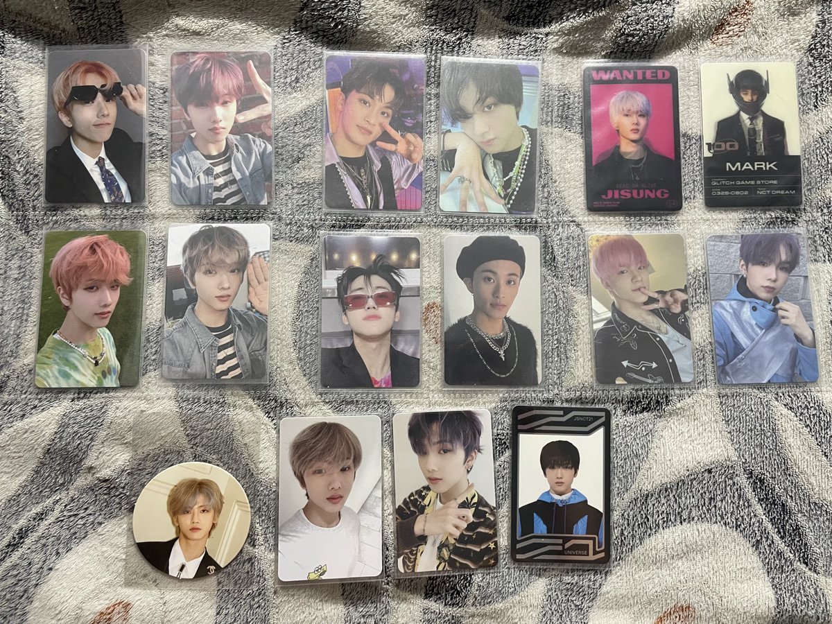 wts lfb nct photocard set
⤷ ₱650

— all in, price is still negotiable
— MOP: gcash
— DOP: PAYO or 2 days reservation
— mint condi

𓂋 reply ‘mine’ or dm to claim!

🏷️ nct dream jisung mark haechan jeno jaemin renjun