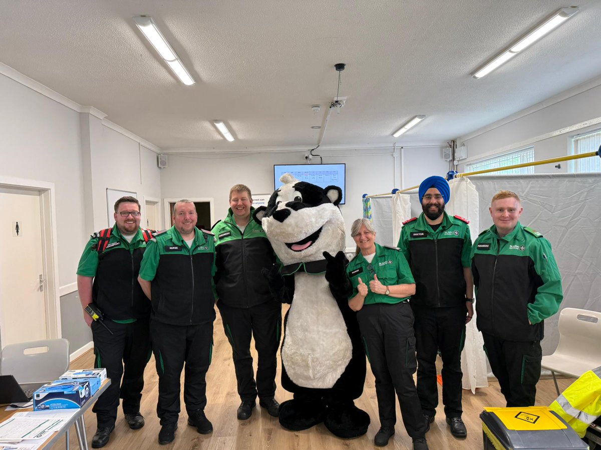 We were joined by Bertie Badger <a href="/SJACymru/">St John Ambulance Cymru</a>