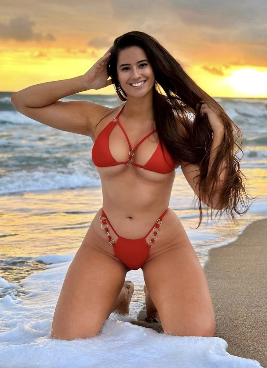 say ''yes pls'' for beach nudies in your dms :3