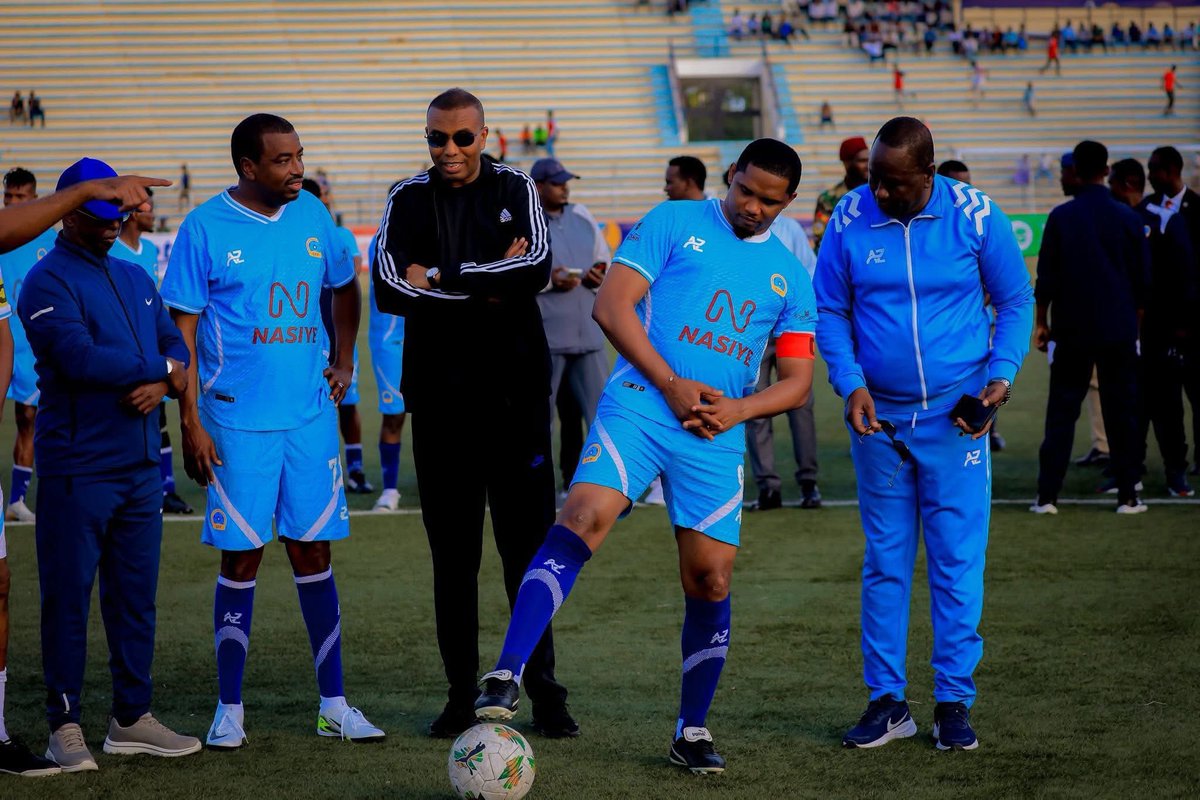 Le football comme vecteur de paix et d’unité.

J’ai eu l’immense fierté d’initier et de porter ce Match pour la Paix en Somalie, un événement symbolique qui a rassemblé des légendes africaines telles que   Samuel Eto’o Jay-Jay Okocha,Emmanuel Adebayor et bien d’autres autour d’un