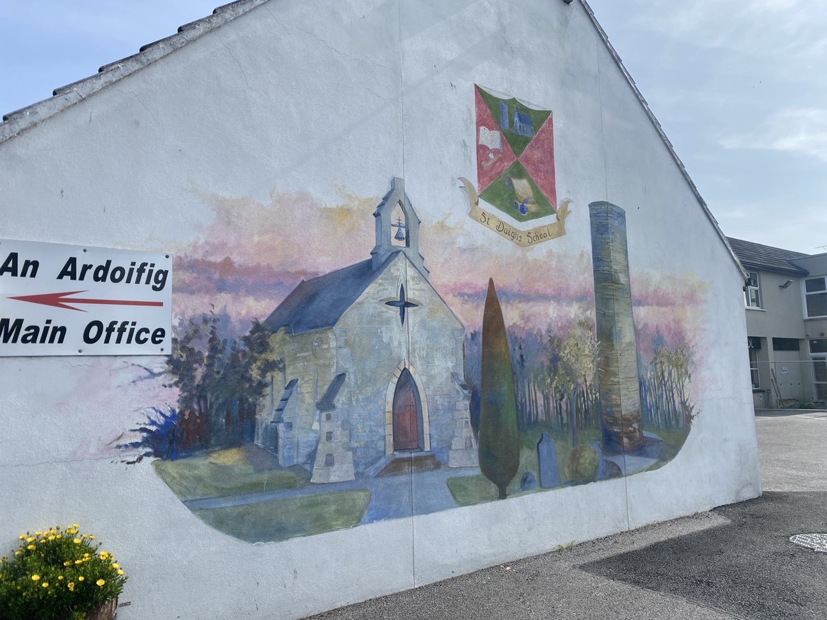 Gaelcholáiste Dhún Dealgan (@gaelcholaistedd) on Twitter photo Bhíomar gnóthach an tseachtain seo caite. Thugamar cuairt ar roinnt bunscoileanna áitiúil chun ár scéal a scaipeadh ar fud na háite! Míle buíochas leis na scoileanna go léir!
<a href="/AFPatrunachta/">An Foras Pátrúnachta</a> <a href="/GhlorNaMara/">Coláiste Ghlór na Mara</a> <a href="/Gaeloid/">Gaeloideachas</a> Bhíomar gnóthach an tseachtain seo caite. Thugamar cuairt ar roinnt bunscoileanna áitiúil chun ár scéal a scaipeadh ar fud na háite! Míle buíochas leis na scoileanna go léir!
<a href="/AFPatrunachta/">An Foras Pátrúnachta</a> <a href="/GhlorNaMara/">Coláiste Ghlór na Mara</a> <a href="/Gaeloid/">Gaeloideachas</a>