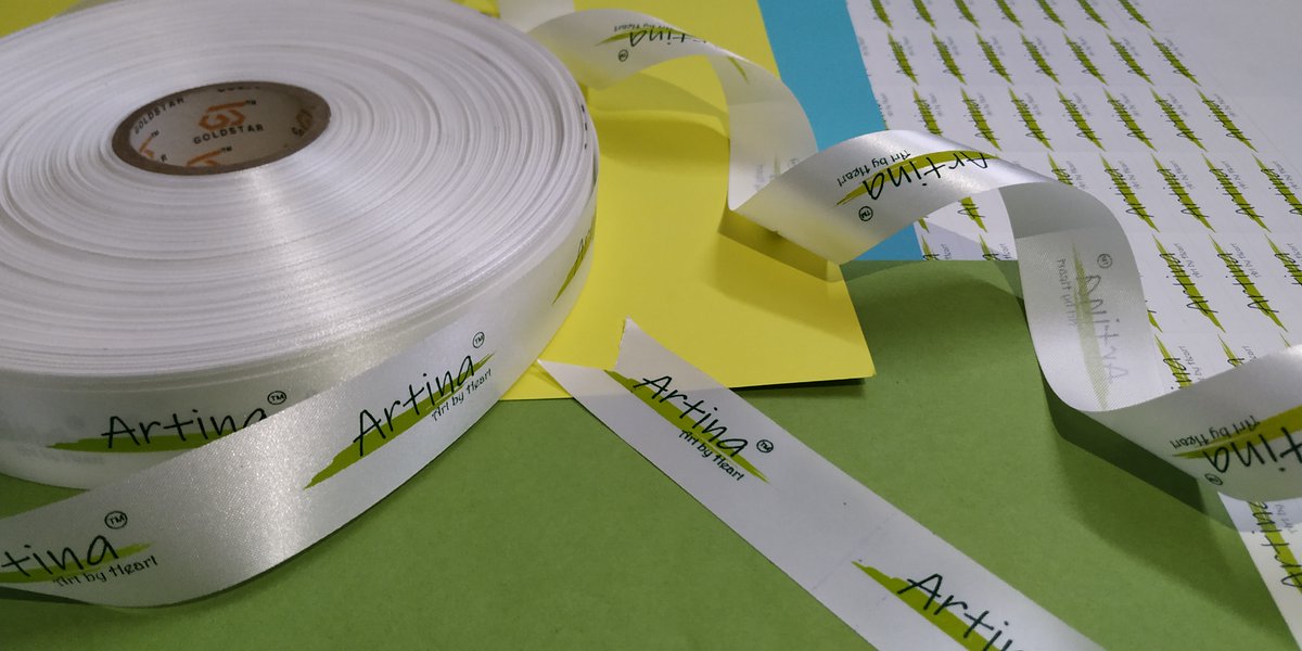 Vita_Labels's tweet photo. 🎀 Elevate your packaging with custom printed ribbons by Vita Labels! 🎀✨ Perfect for branding, gifting, events &amp; luxury packaging. Personalize your designs for a touch of elegance!
🚀#VitaLabels #PrintedRibbons #CustomRibbons #LuxuryPackaging #Branding #EventDecor #GiftWrapping https://t.co/aFtxu2ndcK