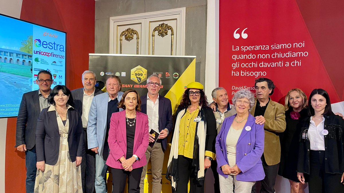 Turismo sostenibile con Tuscany Grand Rando
Oltre 300 ciclisti da tutto il mondo in tour nella Toscana dei Parchi
Vetrina Toscana con i prodotti tipici delle aree protette
bit.ly/BikeRandoSanRo…
#Bikerando #ParchiToscani #ParcoMSRM <a href="/regionetoscana/">Regione Toscana</a> <a href="/CRToscana/">CR Toscana</a>