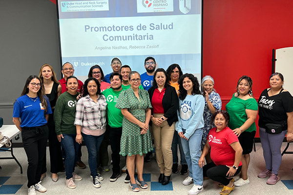 Duke medical students led a cancer awareness session with El Centro Hispano as part of the award-winning LIDERES project, promoting early detection and community education on head and neck cancers. 

<a href="/CentroHispanoNC/">El Centro Hispano</a>  <a href="/AHNSinfo/">AHNS</a>
duke.is/w/scae
