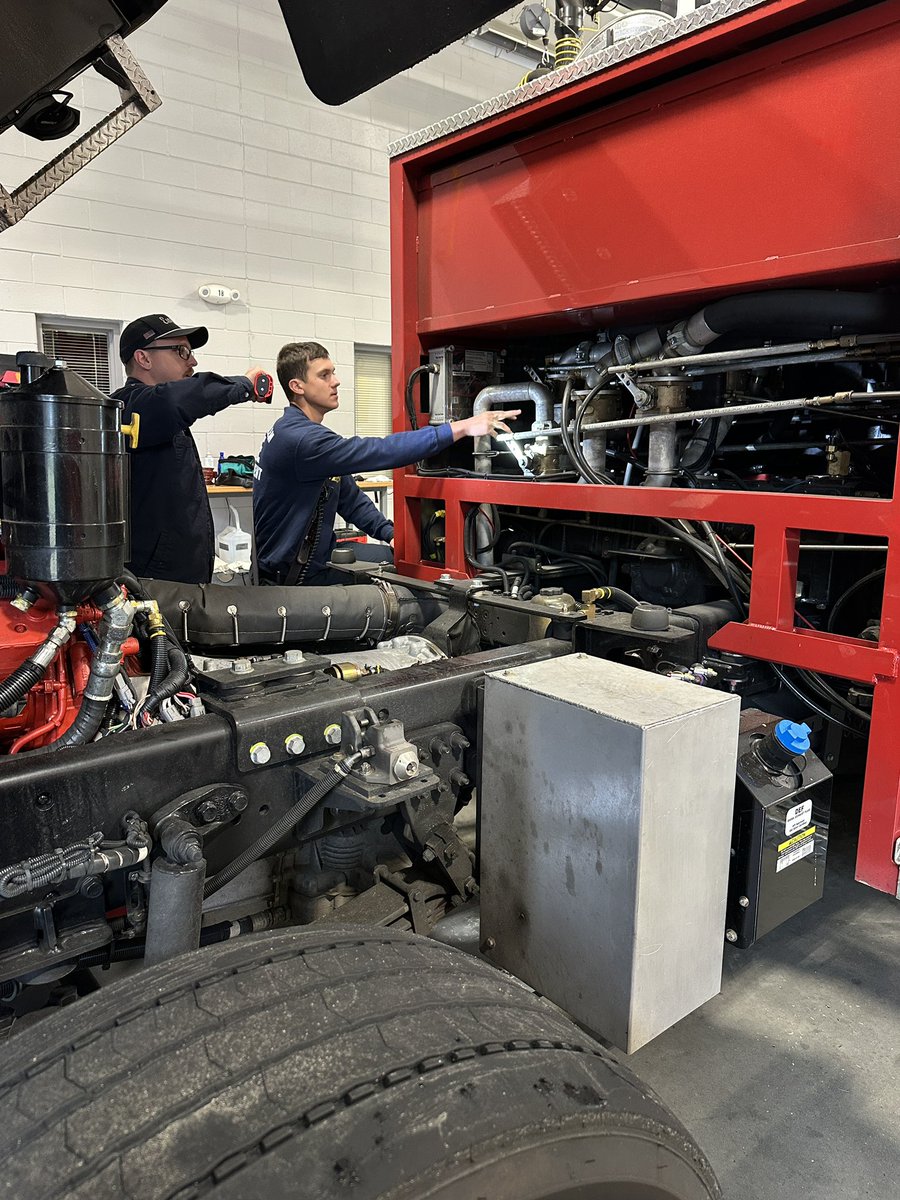 cityofwsfire's tweet photo. Passing the torch, one detail at a time. E13 Engineer Wilkins walks Rookie FF Tynio through pump anatomy and troubleshooting—hands-on knowledge that saves seconds when it counts. #MentorshipMatters #FireServiceTraining #WSFire https://t.co/xvquJIRyFX