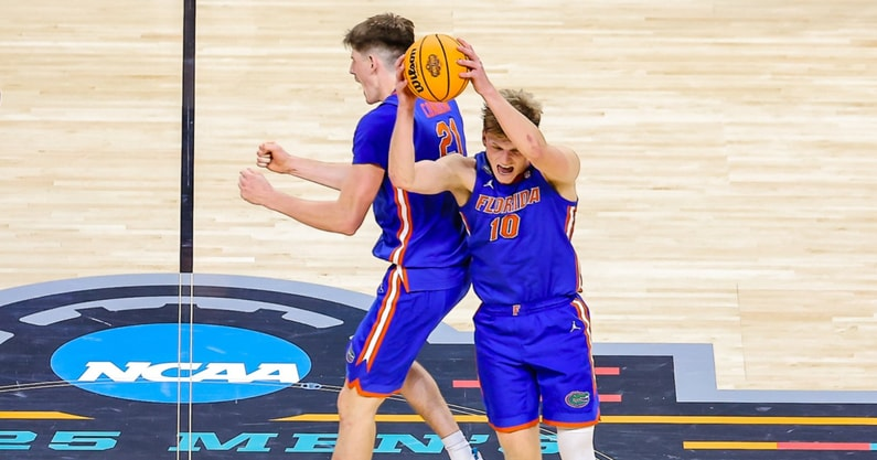 ryanhammer09's tweet photo. Them Gata Boyz gonna be HOT again this year🐊

G: Boogie Fland / Alex Lloyd
G: Xaivian Lee / AJ Brown / Isaiah Brown
W: Thomas Haugh / CJ Ingram
F: Alex Condon
F/C: Chinyelu / Handlogten / Rioux

Todd Golden a master roster builder. This team can go B2B like its 06/07🏆 https://t.co/TZwEB27jIF