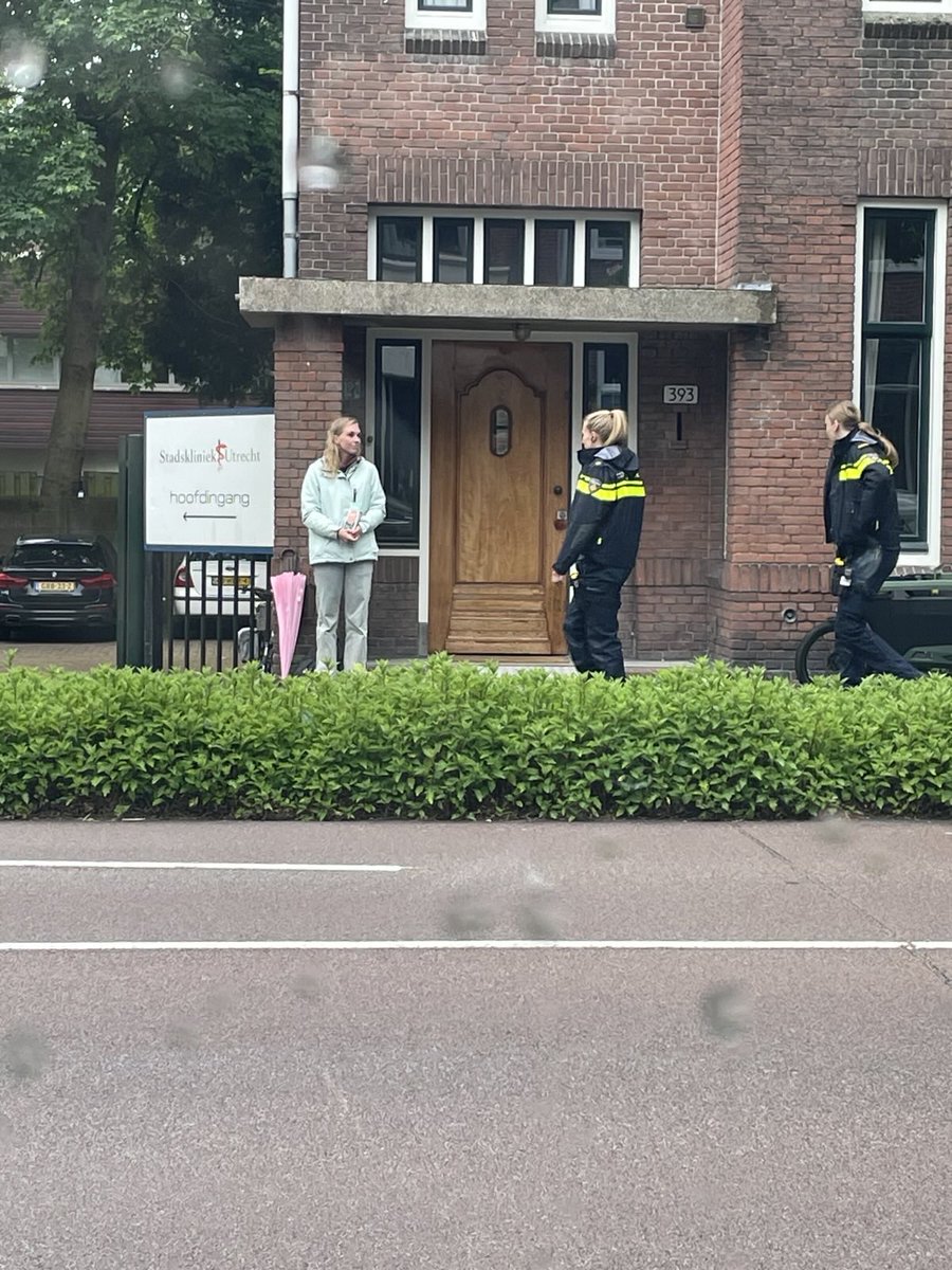 Kees van Helden tweet media