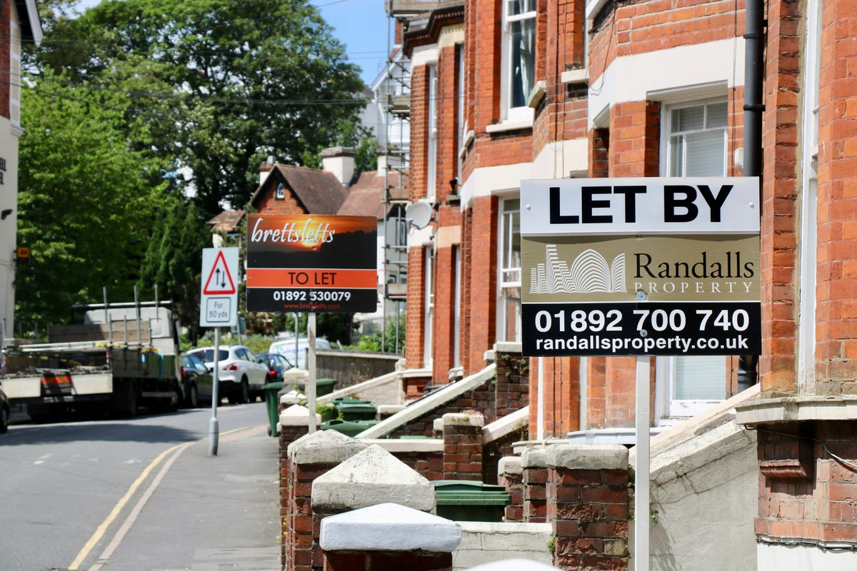 Did you know that over 850,000 people aged 55+ are renting in the UK?

Yet our housing system hasn’t kept pace. At NICA + Voice, we believe it’s time to rethink #renting in later life. 

Read our new article in #ThisCuriousLife: bit.ly/4mAhilS 👈 

#AgeingIntelligence