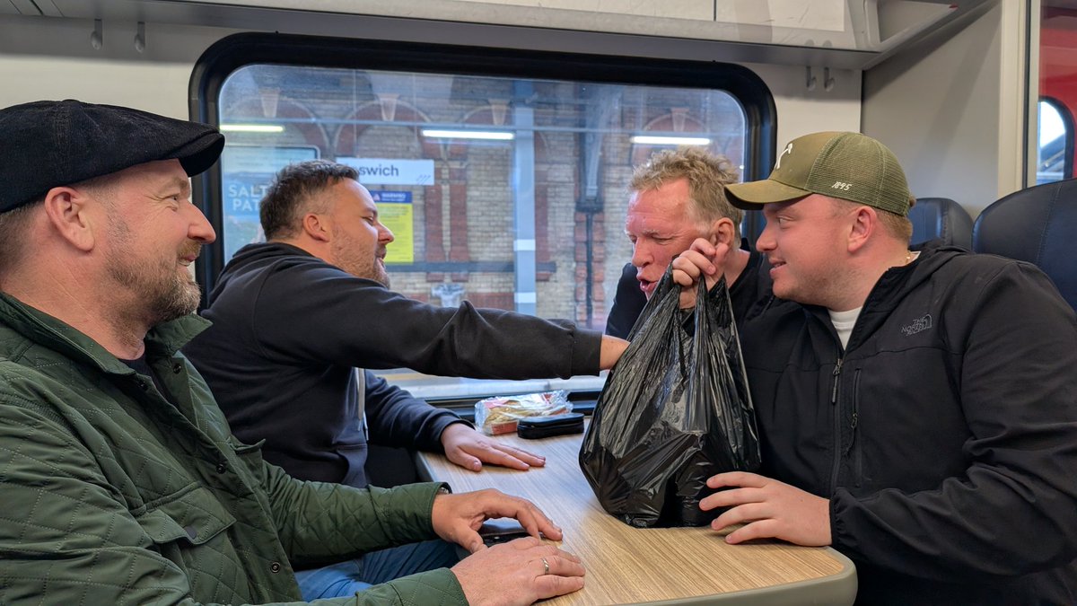 I don't remember taking this, but I've just stumbled across it in my photos on my phone. It looks like <a href="/fab_dagnano1/">Fabio D’Agnano ⚒🦅</a> has been tidying up after a Great Dane 🤣🐕💩⚒ <a href="/wobblyclark/">Ivan Clark</a> <a href="/SolothurnHammer/">SolothurnHammer</a>