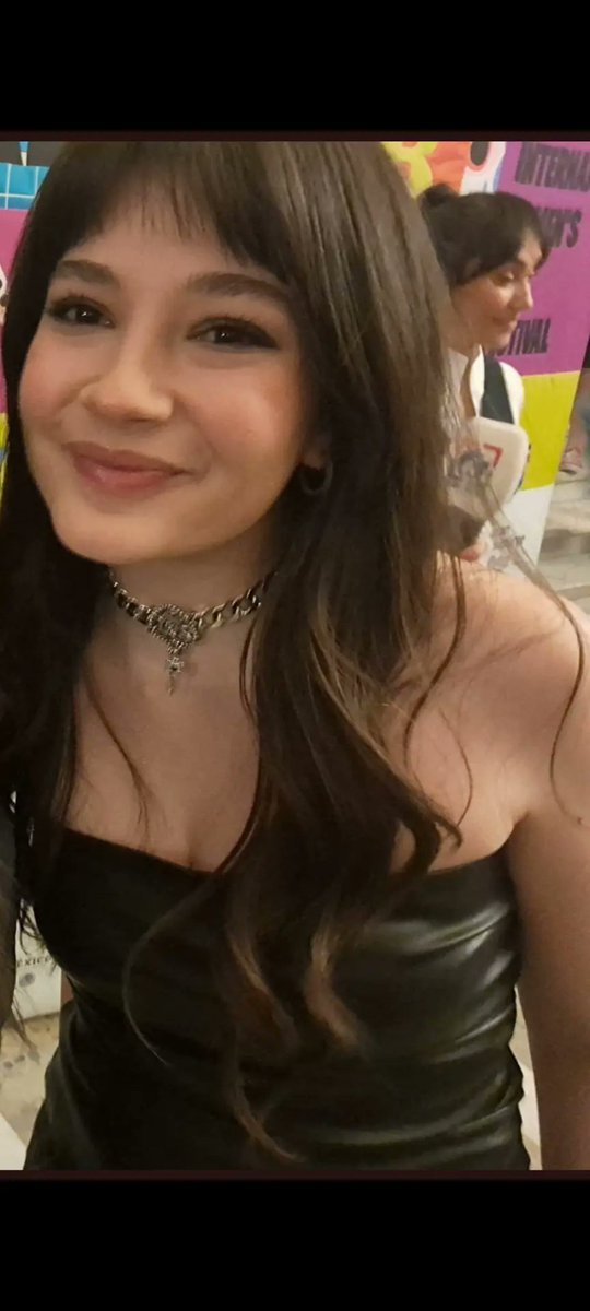 her hâliyle mükemmel yaaa 

NiceÖdüllere MinaDemirtaş