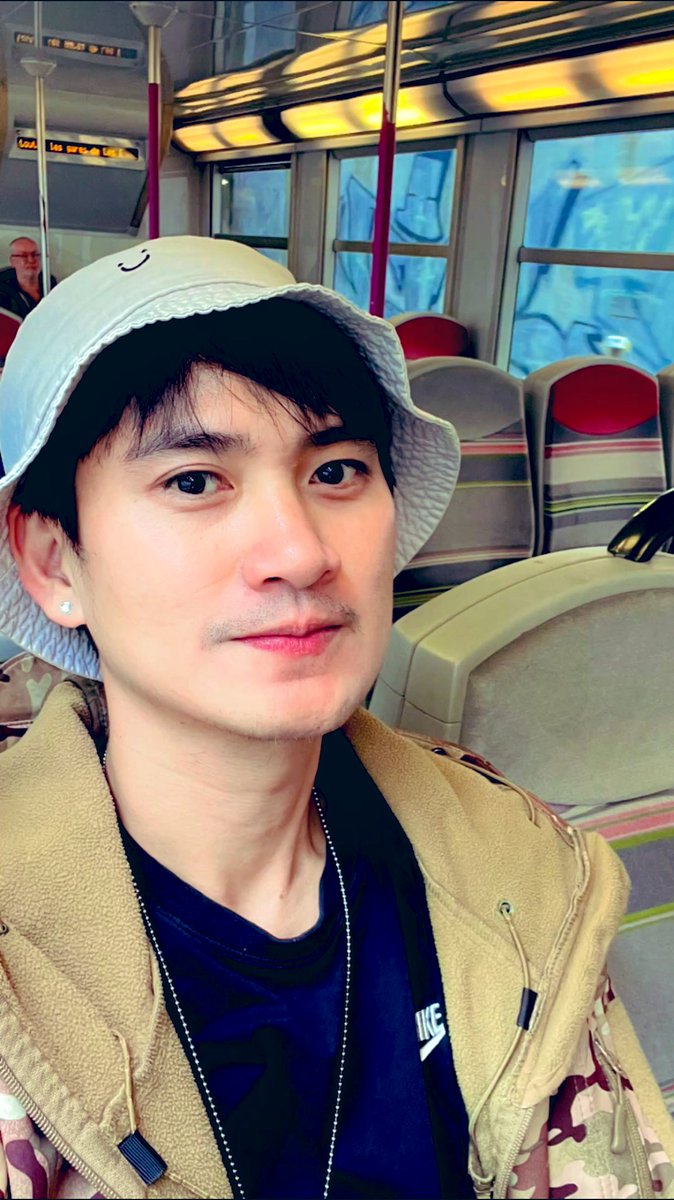 Uwian na… fresh k p ba?! D ako sure..,