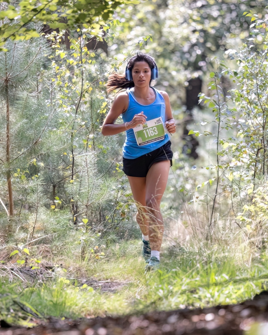 Loop 10, 21, of 34 kilometer tijdens de Stakenberg Trail, en word verrast door de bijzondere paden en vergezichten van dit unieke gebied.

Een gegarandeerd heerlijke dag onderweg over de Noord-Veluwe! Ben jij erbij op 16 augustus? 

Meer info: zurl.co/CTp5Y