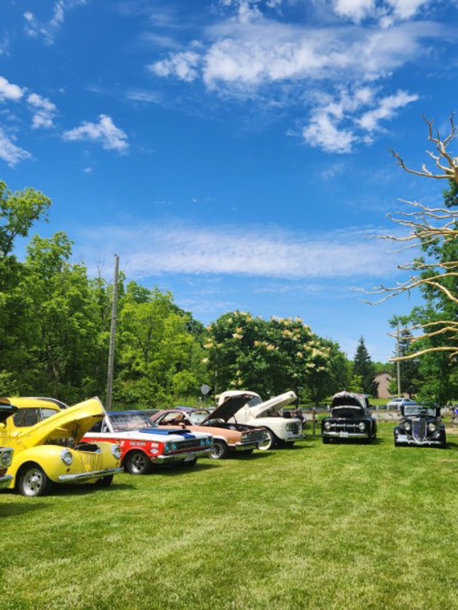Celebrate Father’s Day at Henry of Pelham! Join us Sunday, June 15th from 11am–4pm for a BBQ lunch with vineyard views, vintage cars, live music, and a glass of wine. It’s a fun day for the whole family. View the menu and get your tickets here: bit.ly/4cViNGT