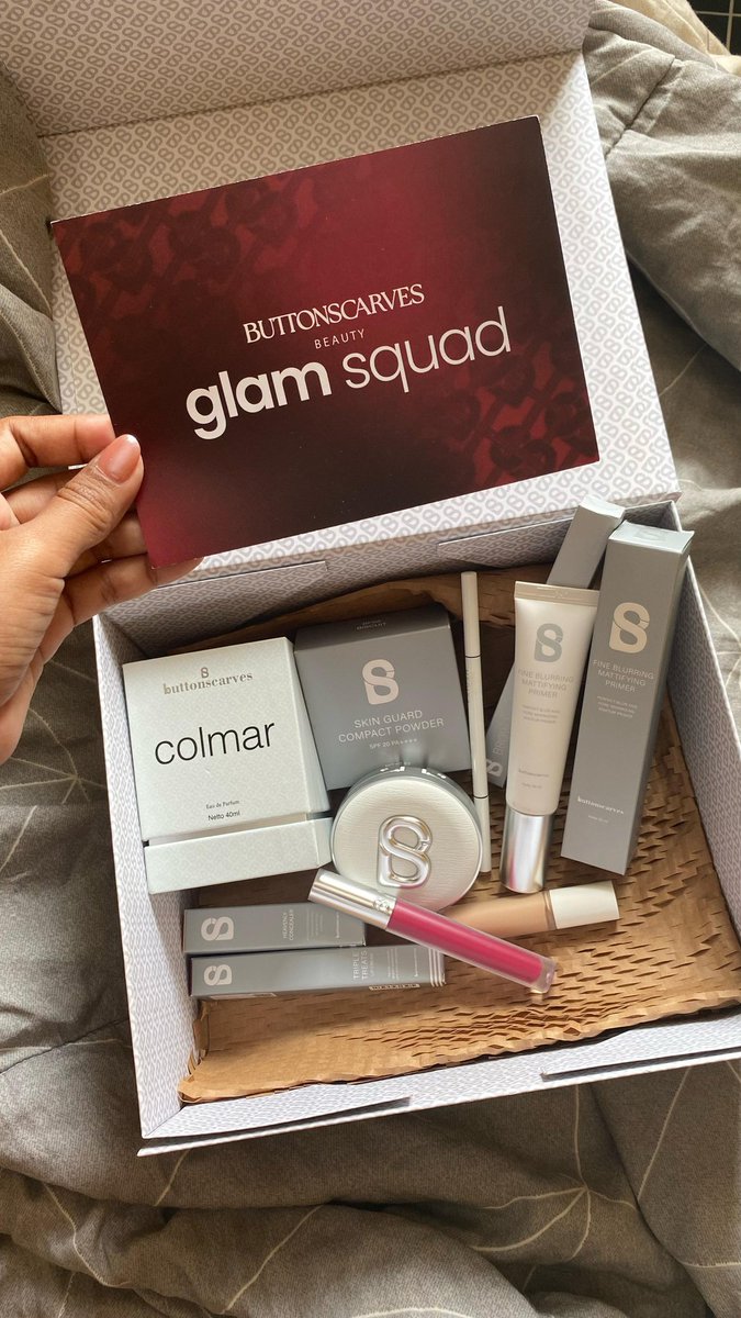 secondwithyu's tweet photo. [mini journey] 

‼️kuncinya cuma emg niat dan konsisten‼️

kalau aku ga pd &amp; masih insecure pasti aku gak akan pernah ngerasain dikirimin produk dr brand, diajak collabs, hobi bisa jd cuan. kalau ga ikut komunitas beauty aku ga akan ngerasain itu semua🥺🤍 super blessing sekali💗 https://t.co/RSjhdiVU3K