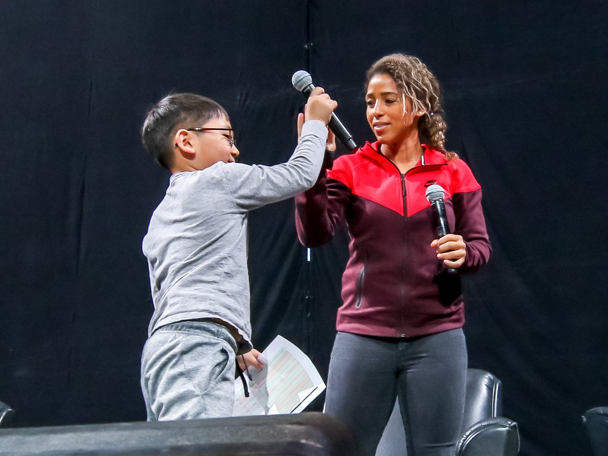 TNYouthFDN's tweet photo. Hometown hero and our friend, Desiree Scott, is back in Winnipeg for her final game with Team Canada this Saturday at 1 pm! 🇨🇦⚽

From a destroyer on the field to making a positive impact with Project 11 students, Desiree has inspired so many. 💙

@NHLJets | @CANWNT https://t.co/v1OSHFDZmd