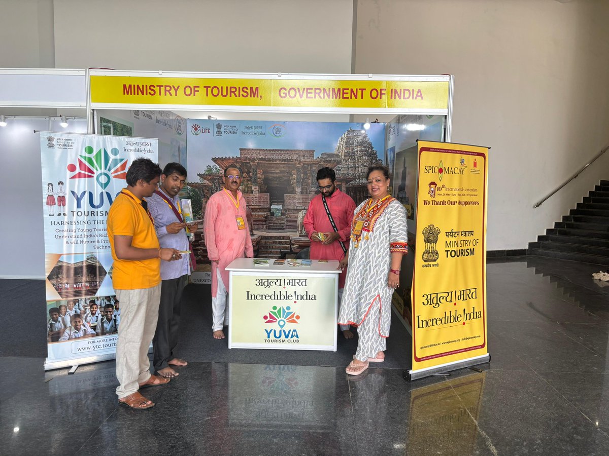 SPIC MACAY tweet media