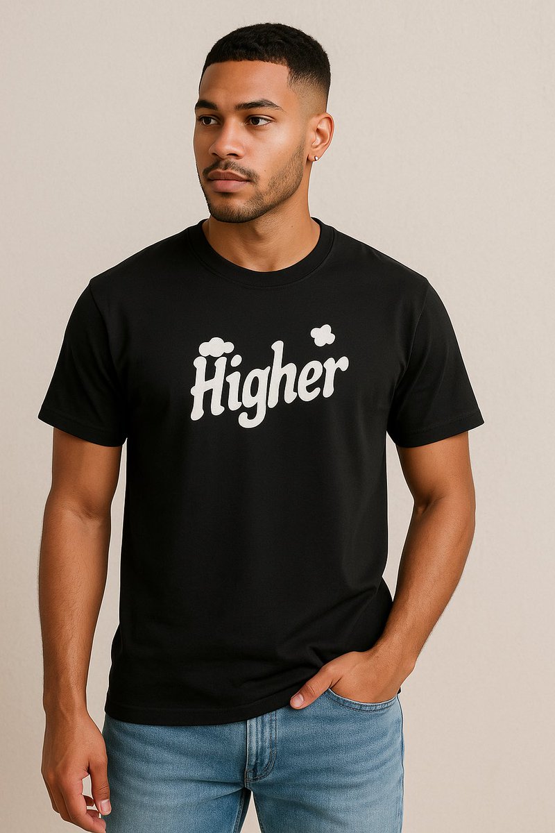 Onchainfits's tweet photo. What's the next Web3 event you going to and should we be there? 👀 
$degen $higher

#web3 #web3merch https://t.co/lbGadyGVRu