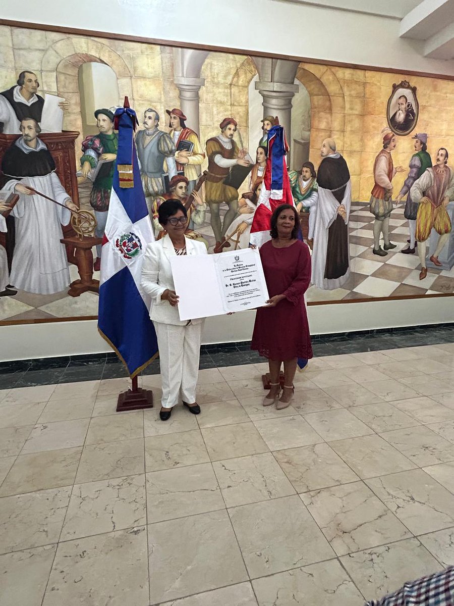 Entregamos en UASD Categoría Docente Especial de Profesor Invitado a Ministro y VMimistra del MECYT de R. Dominicana.
<a href="/univrsdadvarona/">Universidad de Ciencias Pedagógicas E. J. Varona</a> 
<a href="/CubaMES/">MES</a>