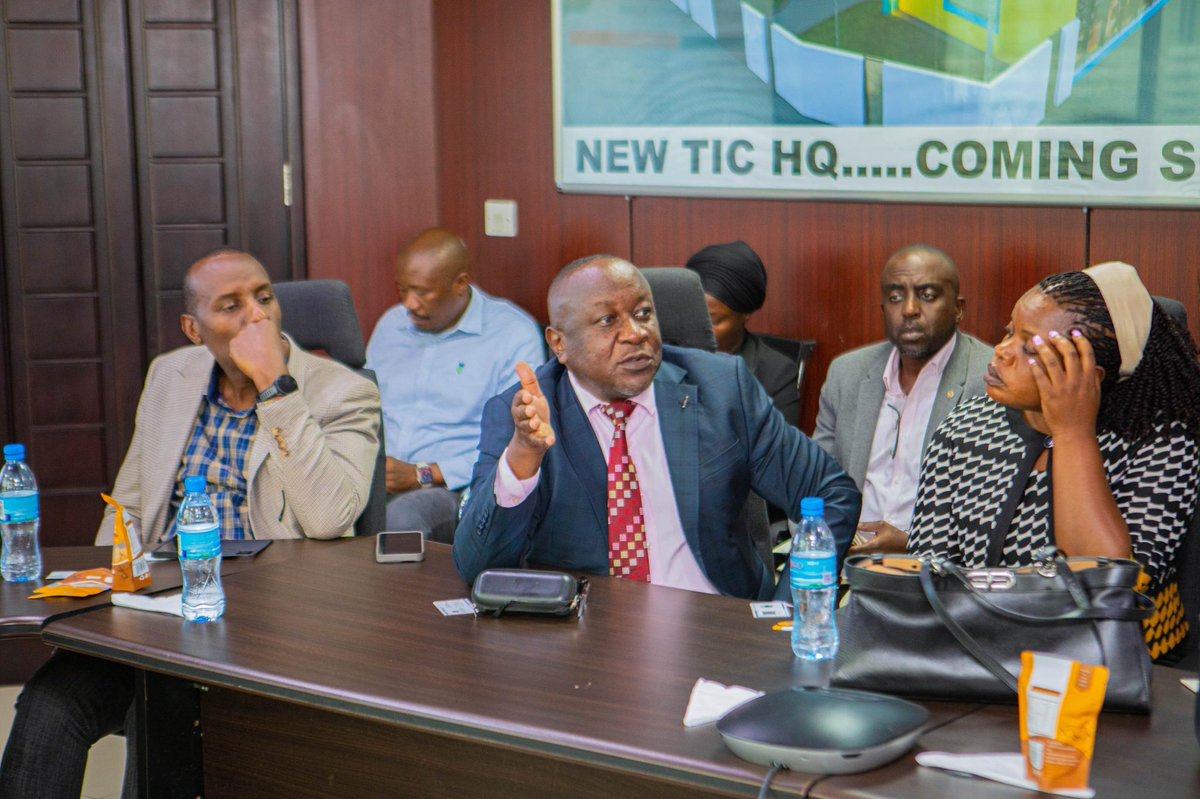 Kituo cha Uwekezaji Tanzania (TIC) kimepokea ujumbe kutoka Mfuko wa Hifadhi ya Jamii (NSSF) wa Uganda, ulioongozwa na Waziri wa Fedha na Mipango wa nchi hiyo, Mhe. Amos Lugoloobi. Ujumbe huu uko nchini kwa ziara ya kujifunza na kubadilishana uzoefu kuhusu mbinu bora za uwekezaji,