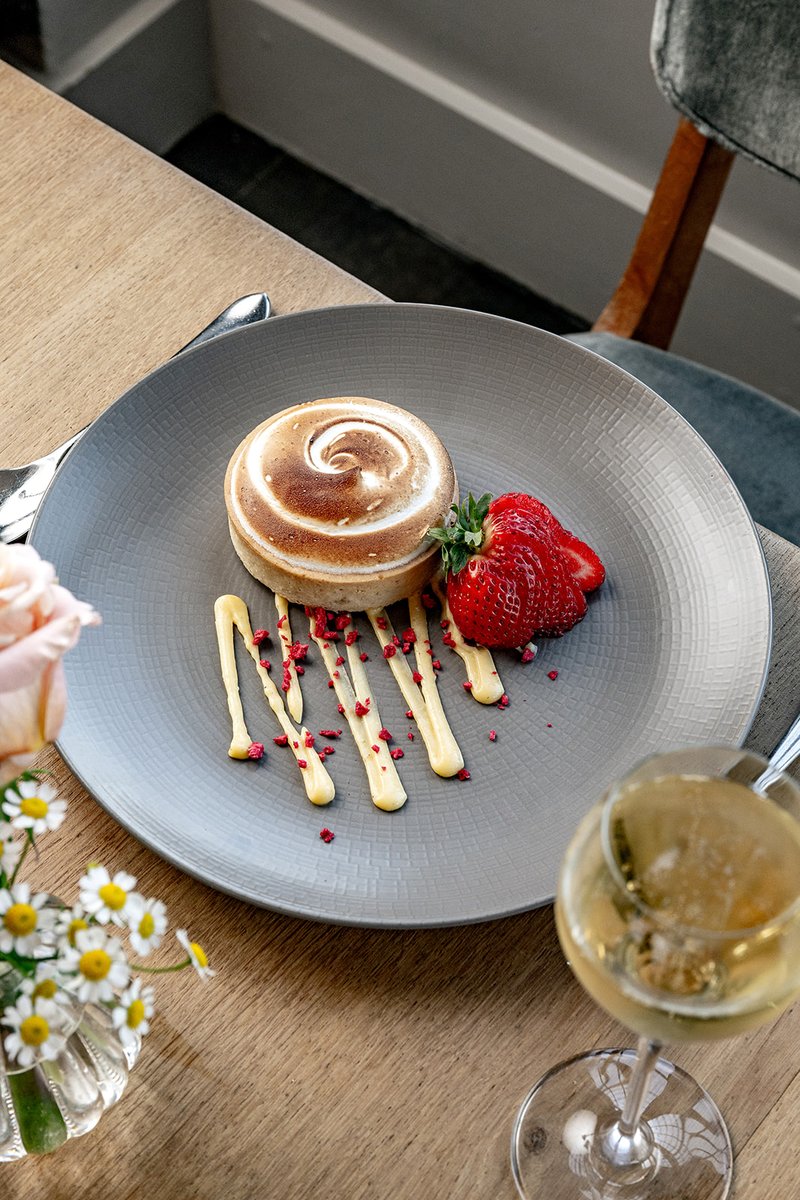 Fresh, zesty flavour comes to the fore on our most recent dessert menu.

Treat yourself to the flavourful lemon meringue tart, whose citrusy profile is matched only by pretty, impeccable presentation that makes it look just as good as it tastes when finishing your meal.