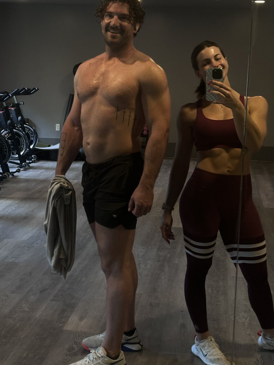 Lucy Cloud (@lucycloudxo) on Twitter photo Snatch this sexy man up for collabs in the next couple weeks! My schedule is rough rn but heโs available to manhandle hehe ๐คญ๐๐
<a href="/lukecloudxo/">Luke Cloud</a> Snatch this sexy man up for collabs in the next couple weeks! My schedule is rough rn but heโs available to manhandle hehe ๐คญ๐๐
<a href="/lukecloudxo/">Luke Cloud</a>