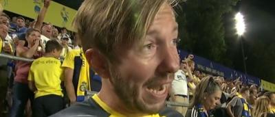 Du bar au fanzine...

Qui de mieux que lui pour nous parler de l'USG ?

Son interview dans le prochain QVLD #23 (pour juillet on espère)

🍻