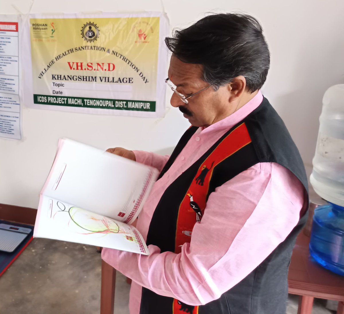 hdmalhotra's tweet photo. 📍Khangshim Village, Manipur

Visited the local Anganwadi centre as part of ongoing efforts to assess grassroots implementation of welfare schemes. The centre currently supports 44 beneficiaries.
. 
.
.
@PMOIndia @narendramodi 
@NHAI_Official @MORTHIndia @nhidcl @nitin_gadkari @BJP4India @BJP4Manipur 
#HarshMalhotraBJP