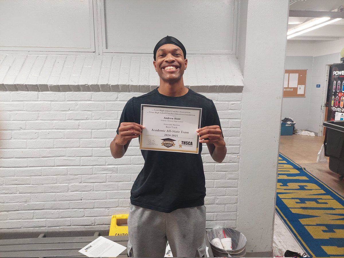 SCHSTrack2018's tweet image. Andrew Hunt- 2025 THSCA Track and Field ACADEMIC ALL-STATE HONORABLE MENTION