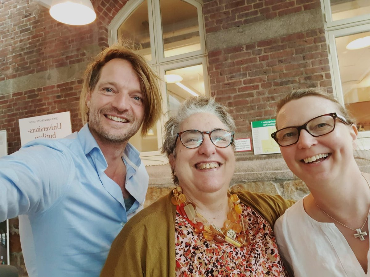 awon_program's tweet image. Such a pleasure sharing about AWoN at @lunduniversity today! Researcher and AWoN companion Ulrich Schmiedel invited us at the conference "Race" and "Religion" in Law of Migration: Comparing E.U. and U.S. Context.

Practice enriching research, research inspiring practice.💡