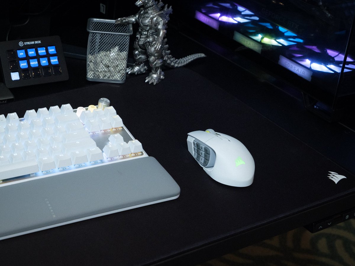 CORSAIR tweet media
