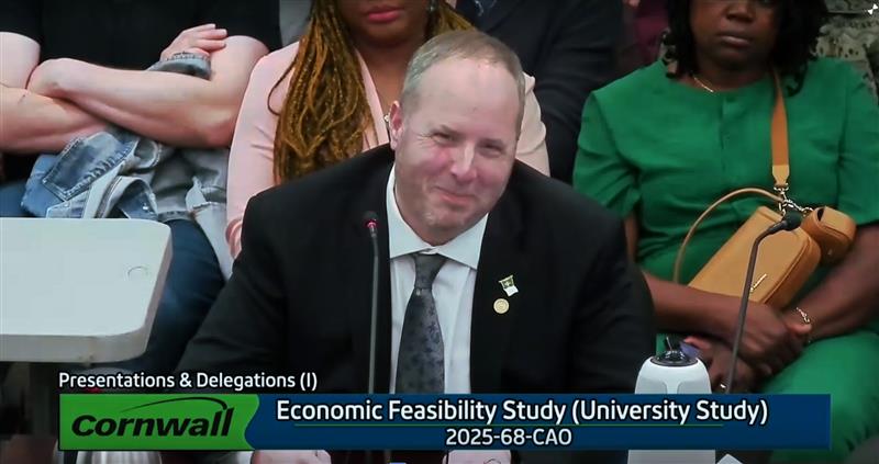 uOttawa Francophonie (@uofrancophonie) on Twitter photo L'<a href="/uOttawa/">Université d'Ottawa | University of Ottawa</a> est fière de contribuer à la réflexion du conseil municipal de Cornwall alors qu’ils songent à l’avenir de leur communauté et des possibilités d’éducation postsecondaires qui transformeront l’avenir des citoyens de la région. L'<a href="/uOttawa/">Université d'Ottawa | University of Ottawa</a> est fière de contribuer à la réflexion du conseil municipal de Cornwall alors qu’ils songent à l’avenir de leur communauté et des possibilités d’éducation postsecondaires qui transformeront l’avenir des citoyens de la région.