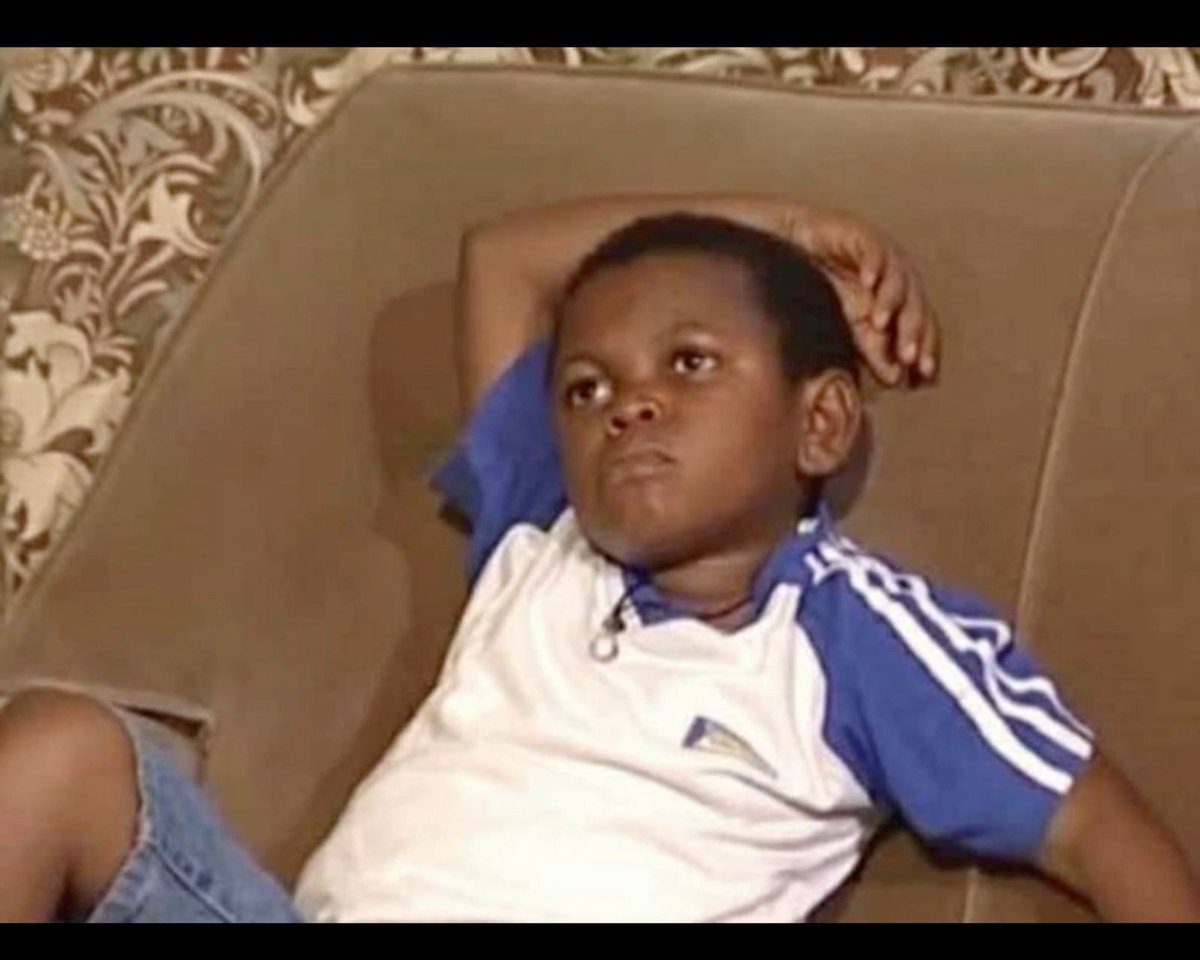 I don see the bag wey una dey chase I open am na newspaper dey there.