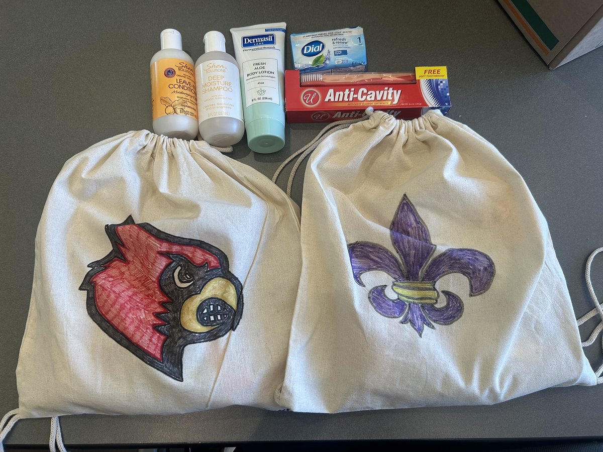 Happy graduation day to the Class of '25 at the W.E.B. DuBois Academy! 👏👏 These remarkable young men visited us last week to complete a service project and learn more about college life. They packed 150 hygiene kits for our community! 

#LIVEUNITED