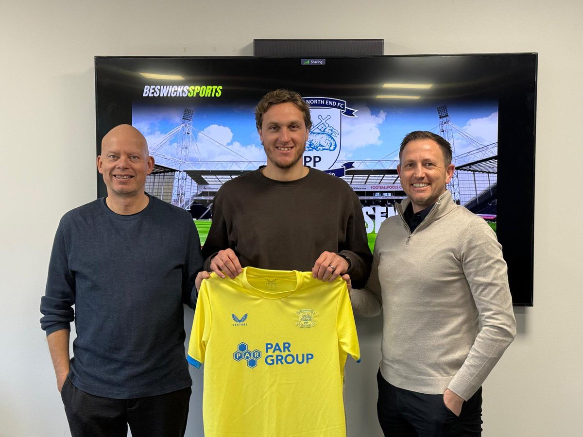 JonHassall75's tweet photo. ✍️ He’s home! 
Delighted to see @DanielIversen7 sign a 4 year contract with @pnefc. 
Really pleased to have helped get this one done for a top keeper &amp; an even better person alongside @Gullitomm 🇩🇰

#Pnefc #skybetchampionship 
The one and only ⚪️ https://t.co/ENQ6KdIW6c